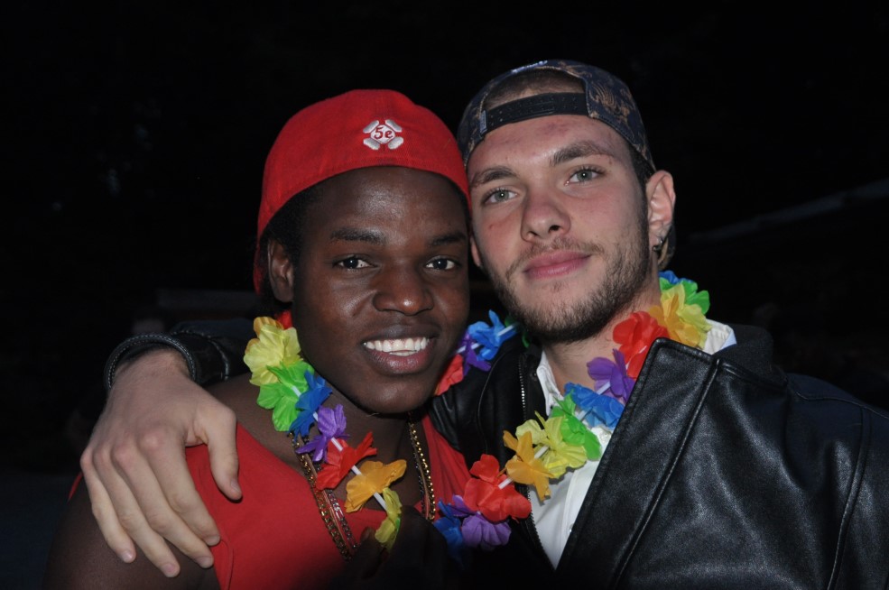 Desse chose Mario from Italiy for this photo - they met last year in Krzyżowa, Poland.